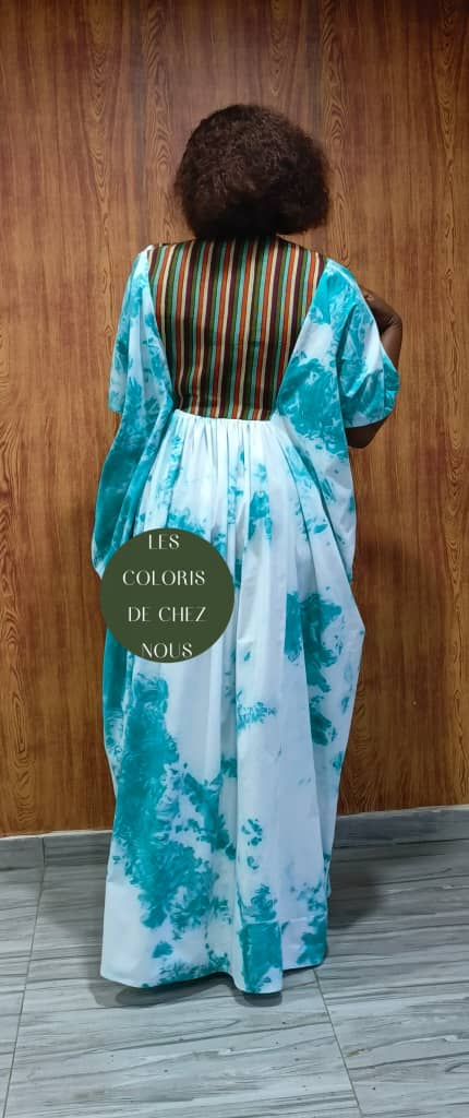 Robe africaine bleue élégante pour femme