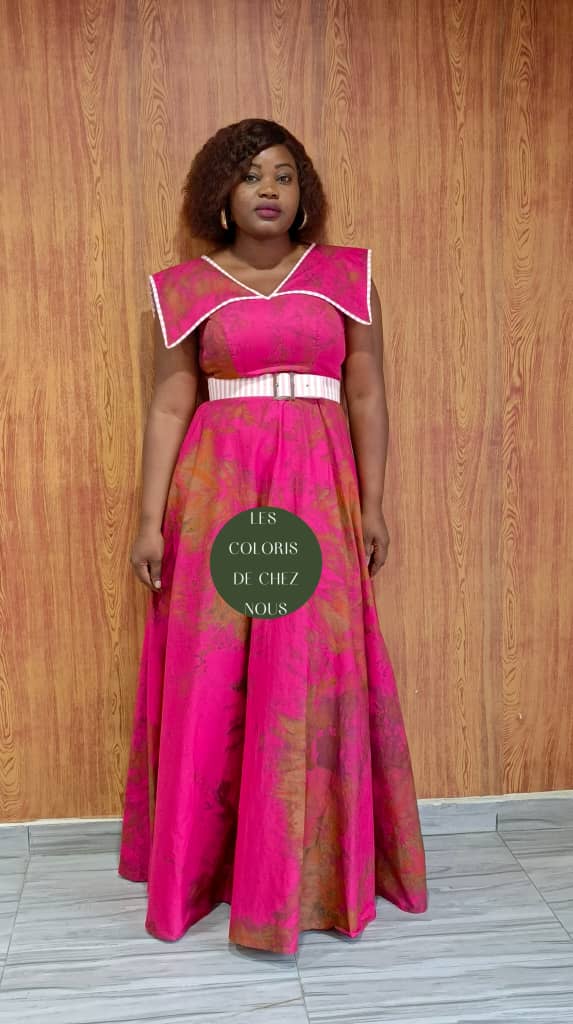 Robe africaine rose élégante pour femme