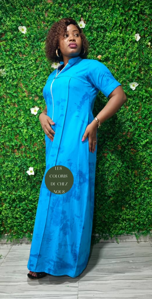 Robe africaine bleue élégante pour femme